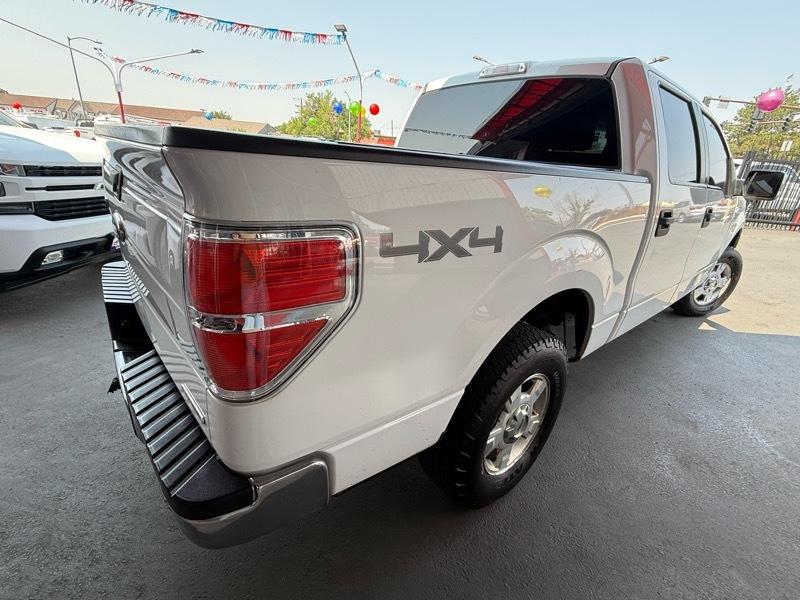 Ford F-150 XL SuperCrew 5.5-ft. Bed 4WD 2013
