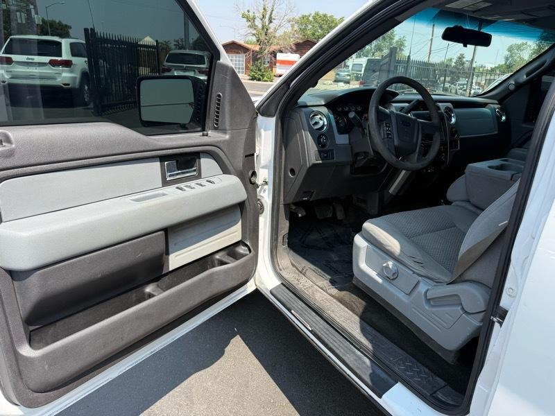 Ford F-150 XL SuperCrew 5.5-ft. Bed 4WD 2013