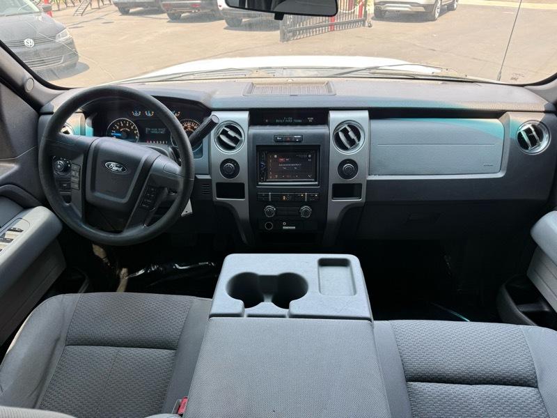 Ford F-150 XL SuperCrew 5.5-ft. Bed 4WD 2013