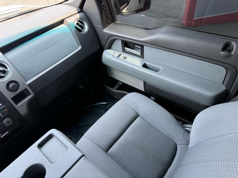 Ford F-150 XL SuperCrew 5.5-ft. Bed 4WD 2013