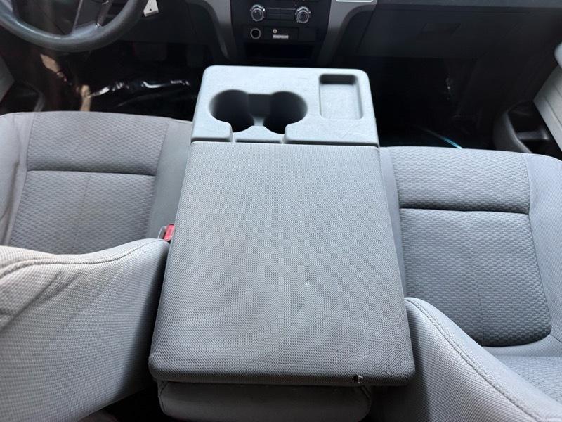 Ford F-150 XL SuperCrew 5.5-ft. Bed 4WD 2013