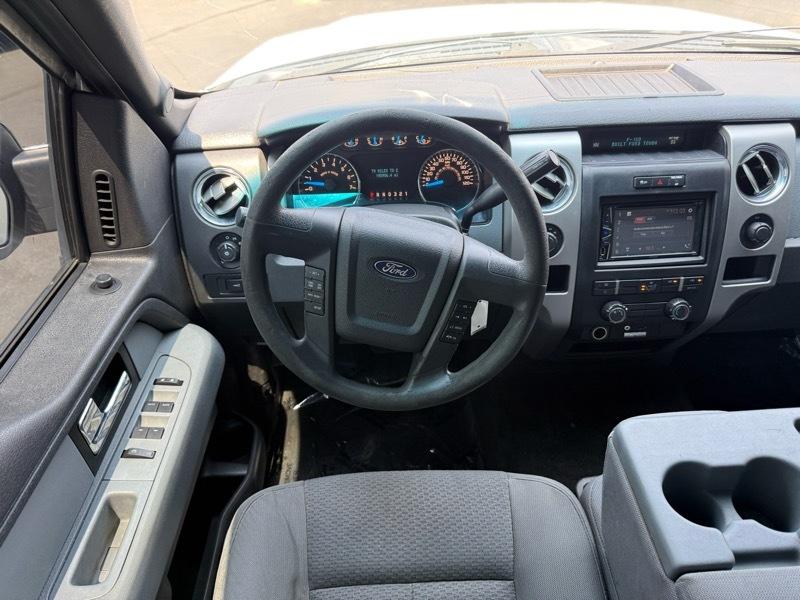 Ford F-150 XL SuperCrew 5.5-ft. Bed 4WD 2013