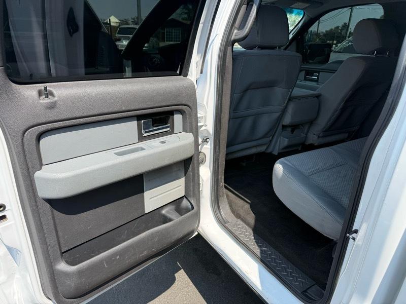 Ford F-150 XL SuperCrew 5.5-ft. Bed 4WD 2013