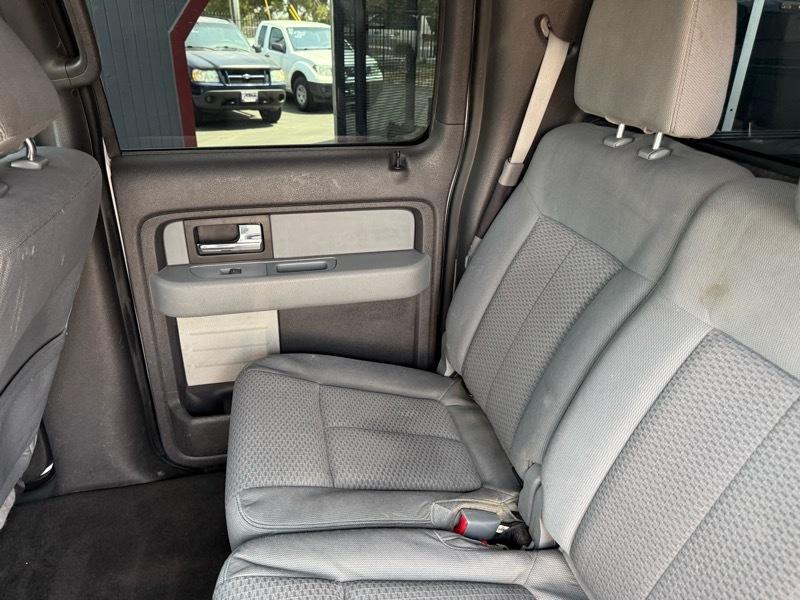 Ford F-150 XL SuperCrew 5.5-ft. Bed 4WD 2013