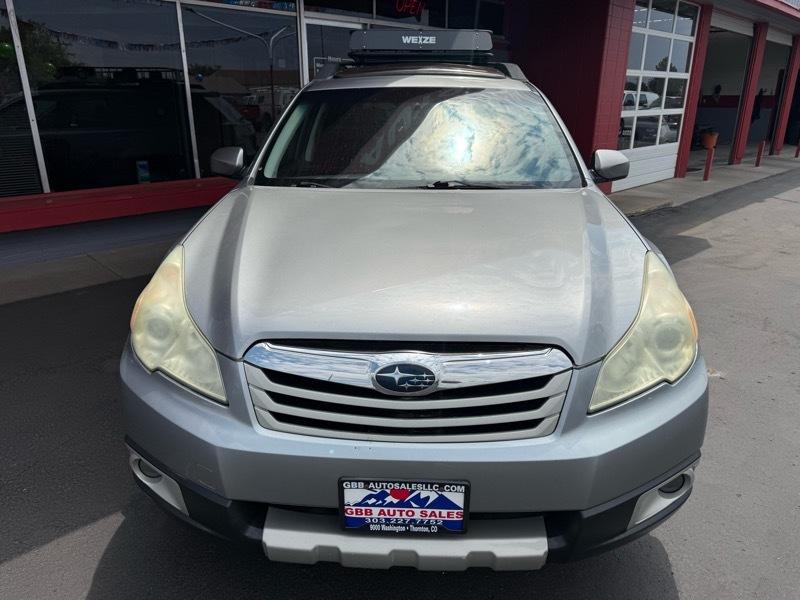 Subaru Outback 2.5i Premium 2011