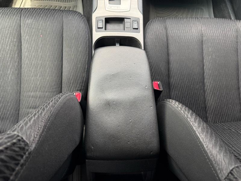 Subaru Outback 2.5i Premium 2011
