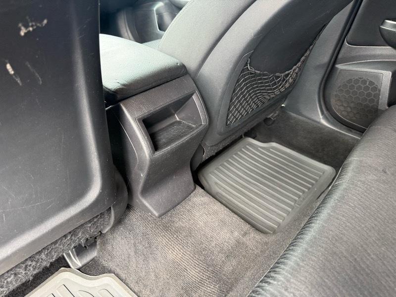 Subaru Outback 2.5i Premium 2011