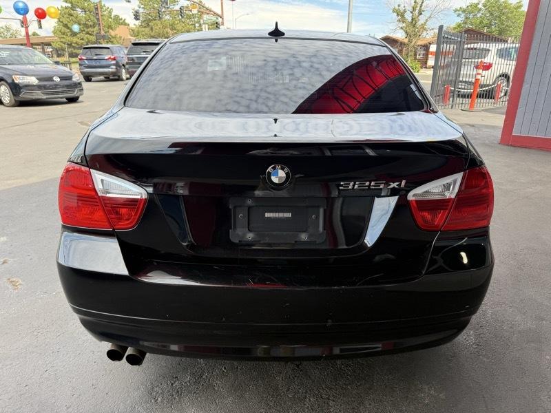BMW 3-Series 325xi Sedan 2006