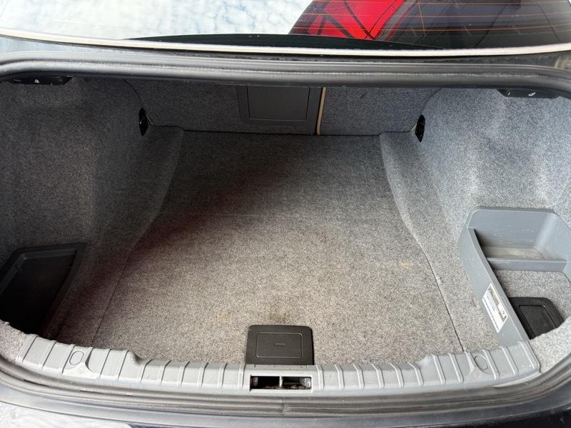 BMW 3-Series 325xi Sedan 2006
