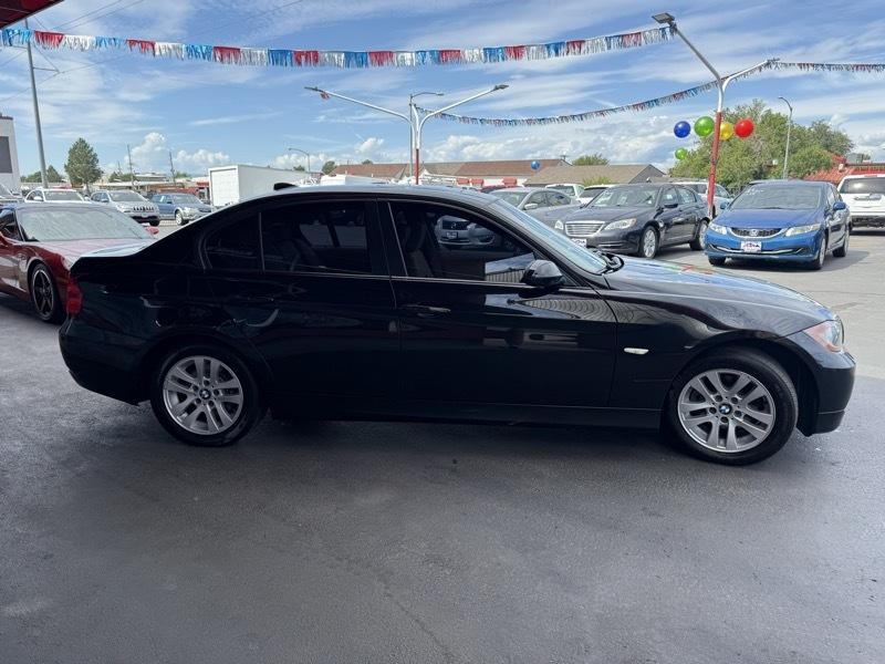 BMW 3-Series 325xi Sedan 2006