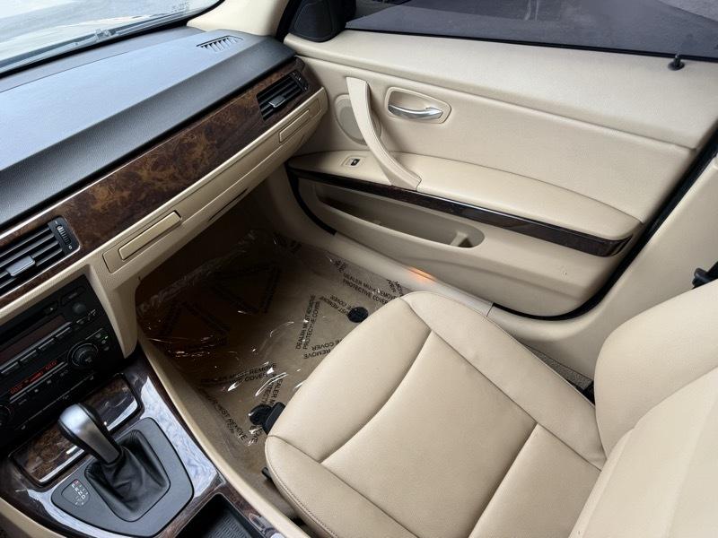BMW 3-Series 325xi Sedan 2006