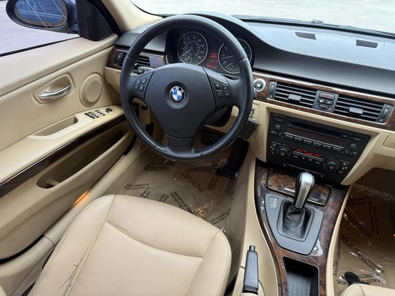 BMW 3-Series 325xi Sedan 2006
