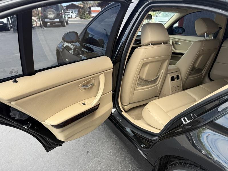 BMW 3-Series 325xi Sedan 2006
