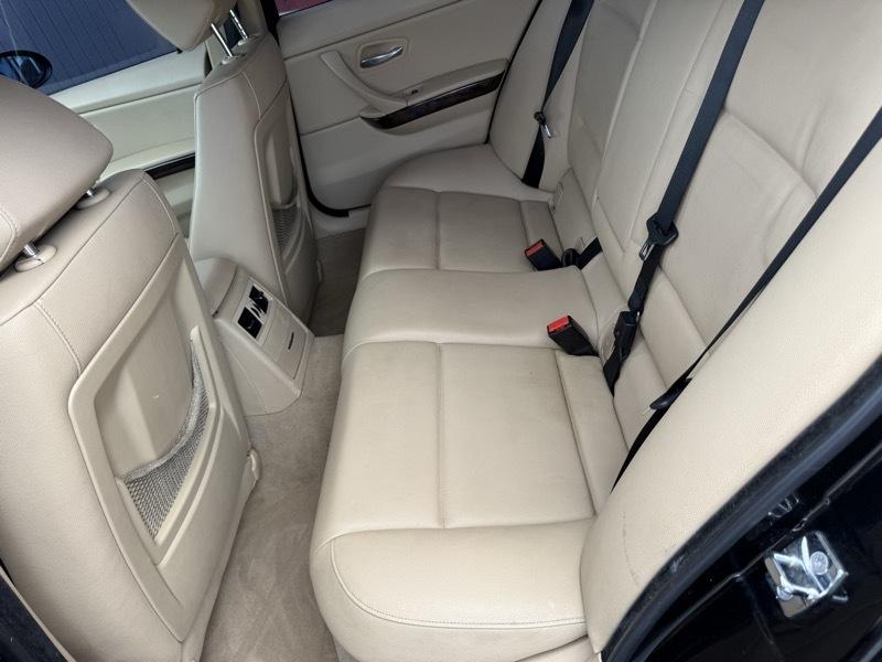 BMW 3-Series 325xi Sedan 2006