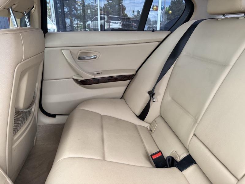 BMW 3-Series 325xi Sedan 2006