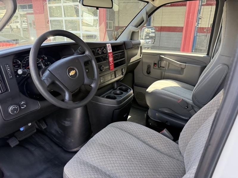 Chevrolet Express G3500 139" 2020
