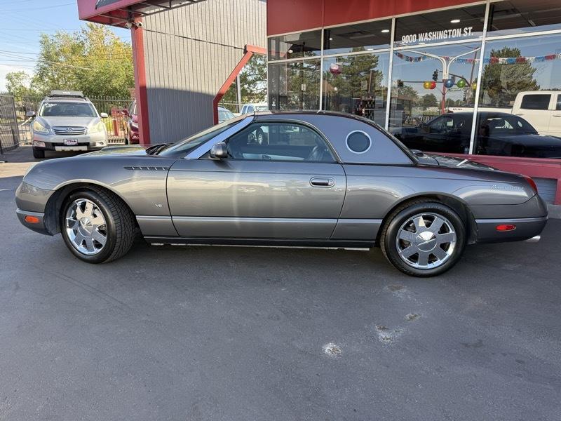 Ford Thunderbird Deluxe 2003