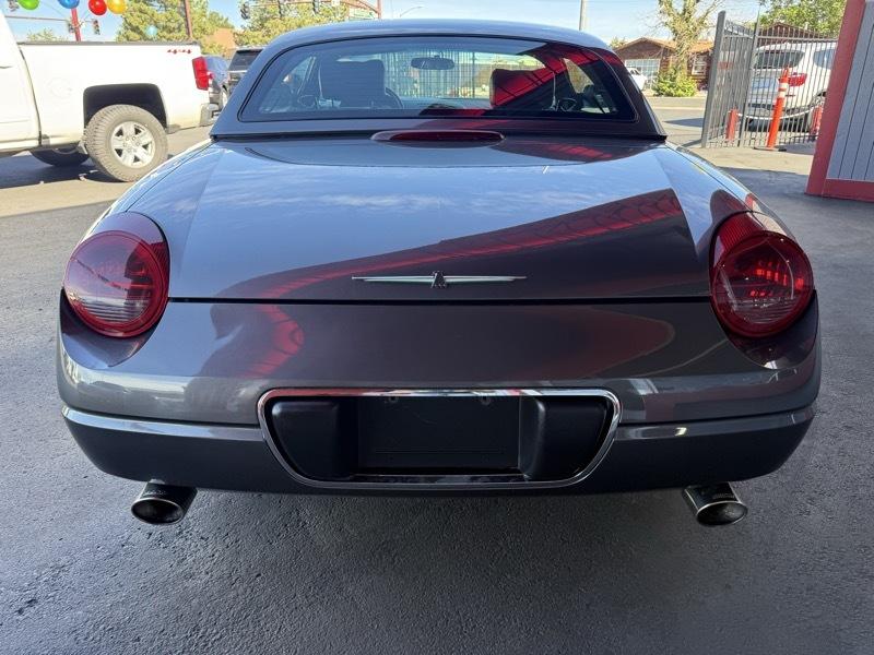 Ford Thunderbird Deluxe 2003
