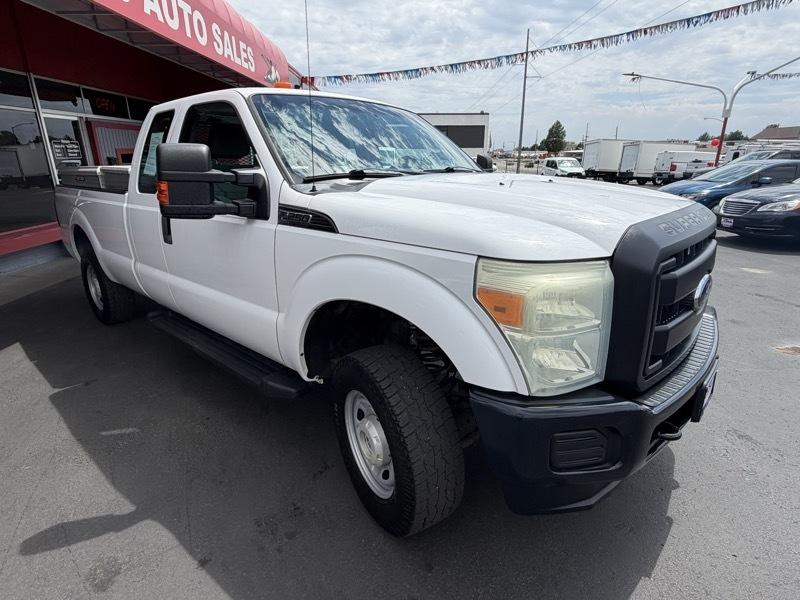 Ford F-250 SD XL SuperCab 4WD 2015
