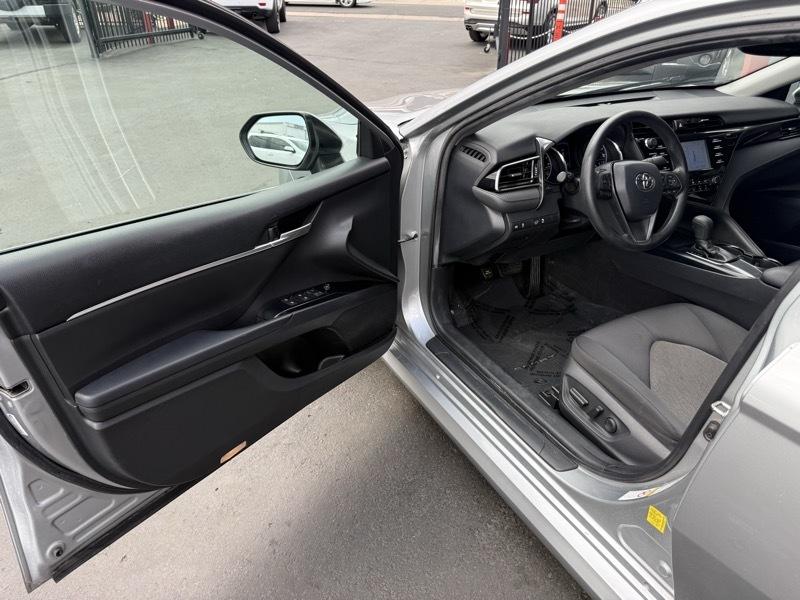 Toyota Camry L 2019