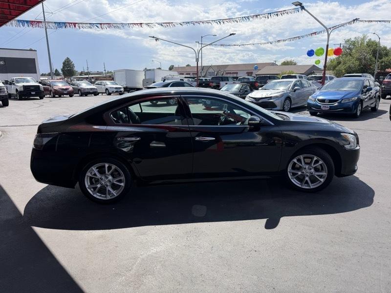Nissan Maxima S 2014
