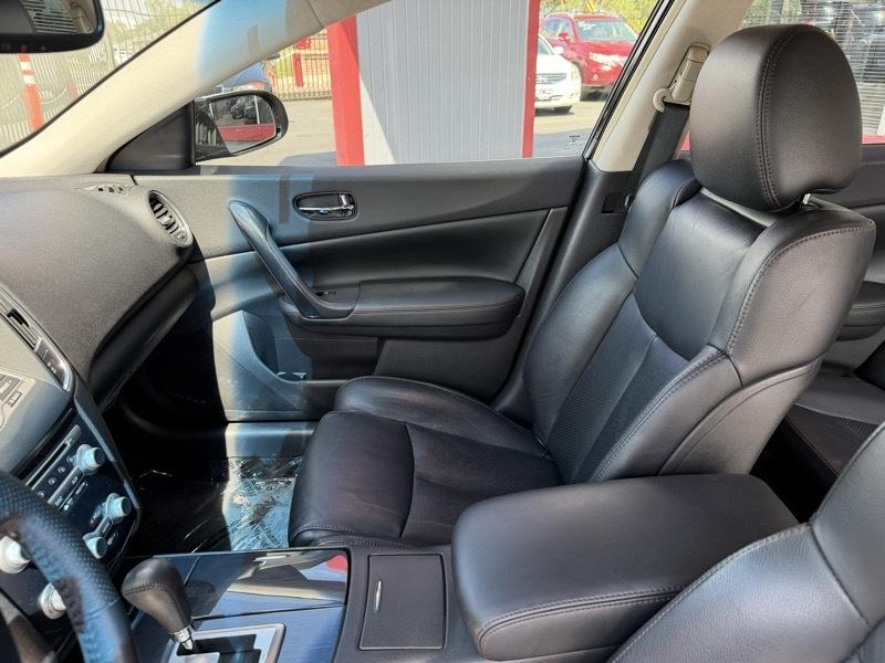 Nissan Maxima S 2014