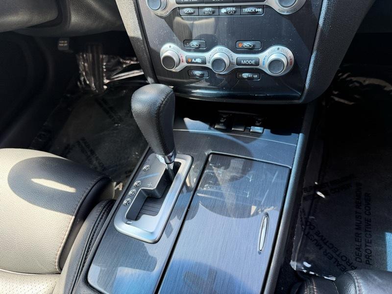 Nissan Maxima S 2014