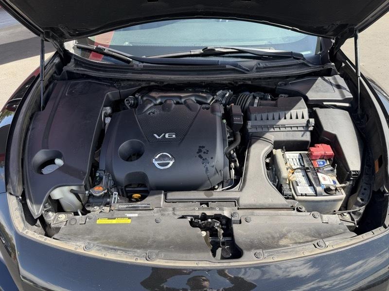 Nissan Maxima S 2014