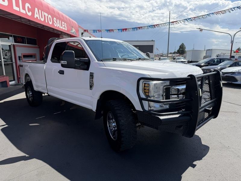 Ford F-250 SD XL SuperCab 4WD 2018