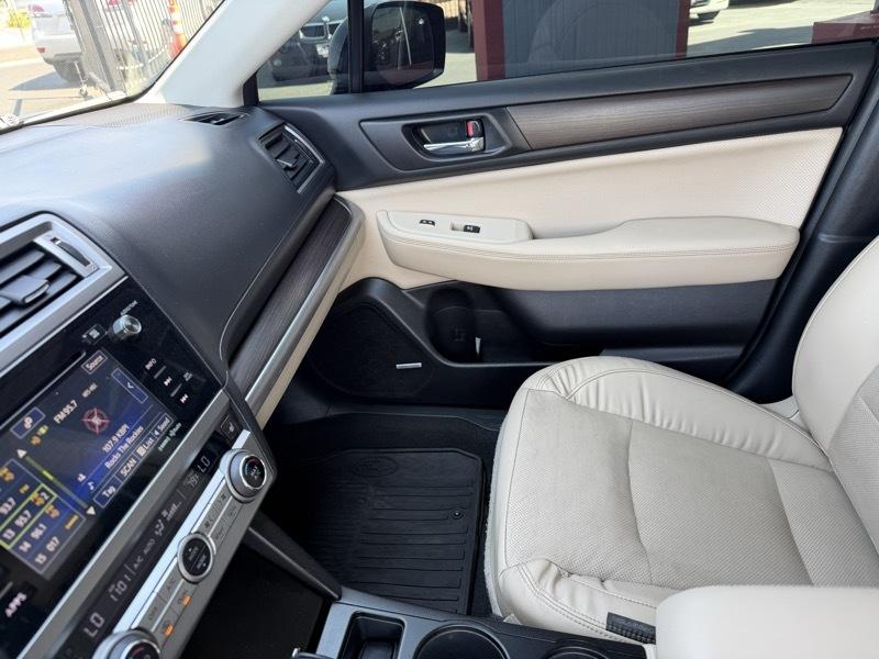 Subaru Legacy 2.5i Limited 2016