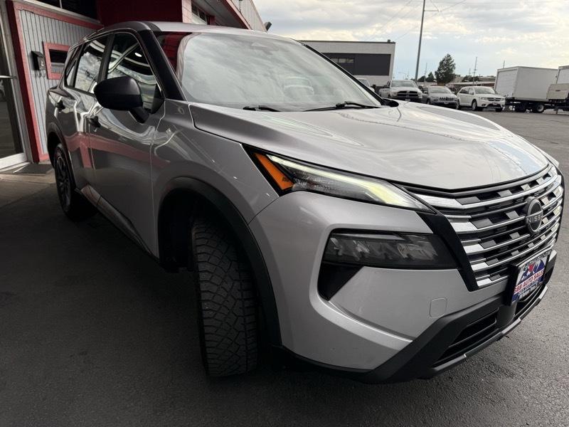 Nissan Rogue S AWD 2024