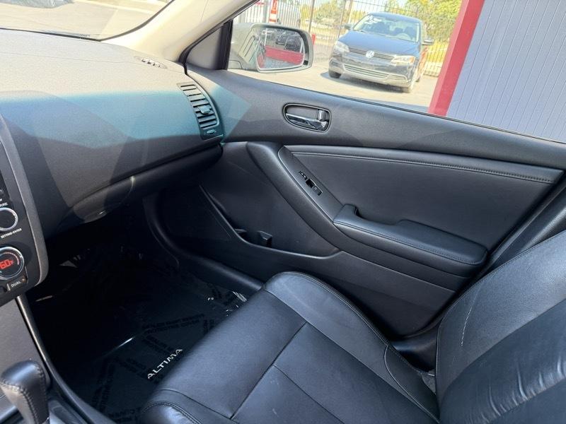 Nissan Altima 2.5 S 2012