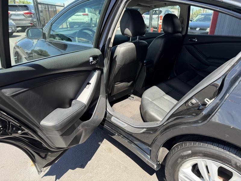 Nissan Altima 2.5 S 2012