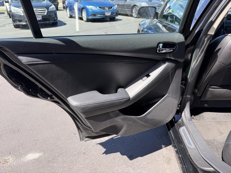 Nissan Altima 2.5 S 2012