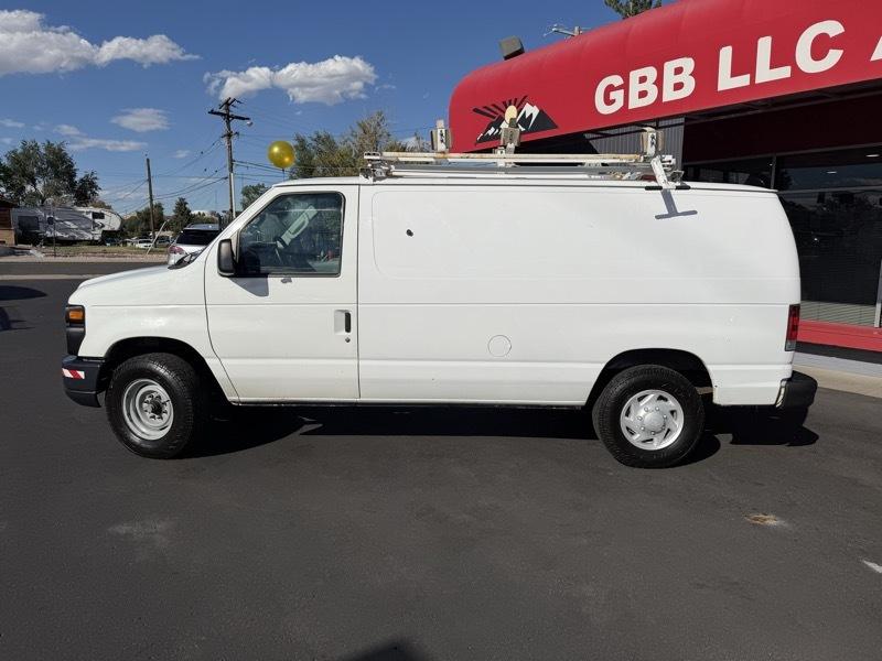 Ford Econoline E-250 2011