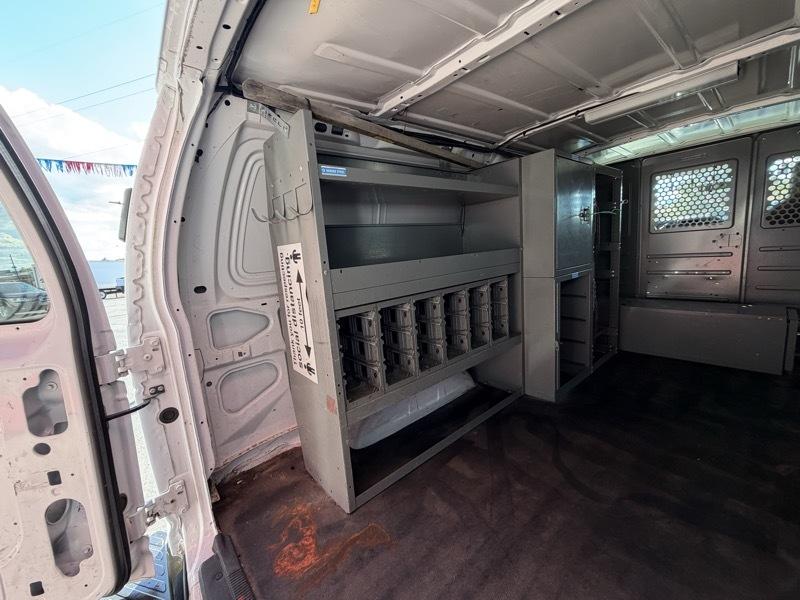 Ford Econoline E-250 2011