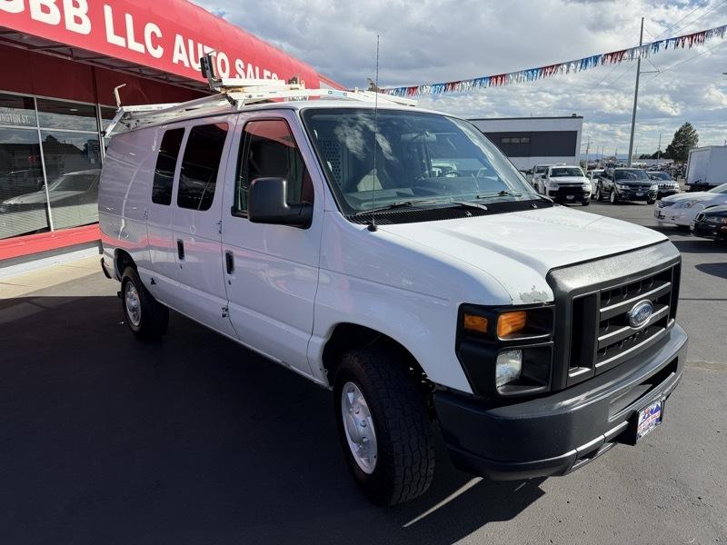Ford Econoline E-250 2011