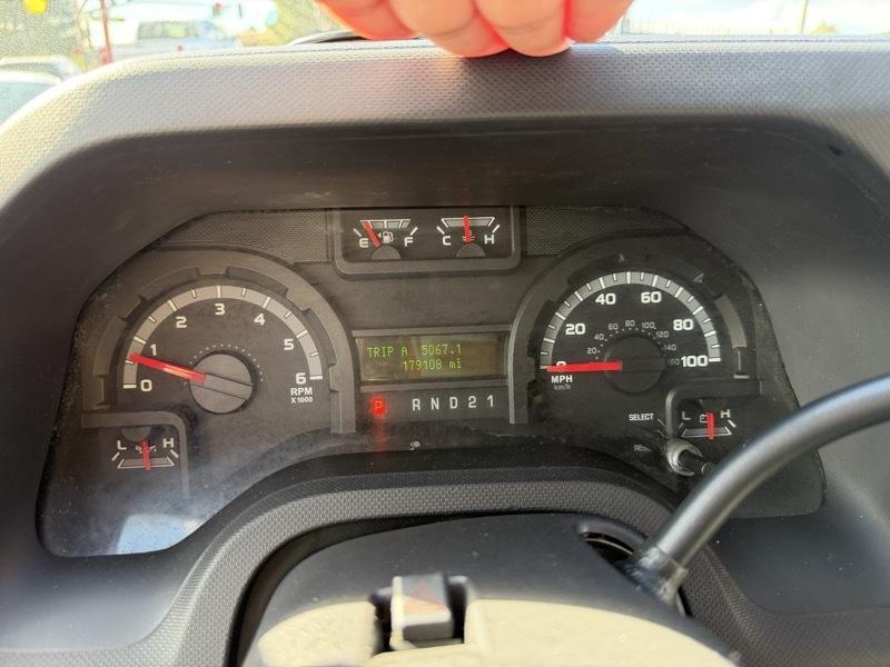 Ford Econoline E-250 2011