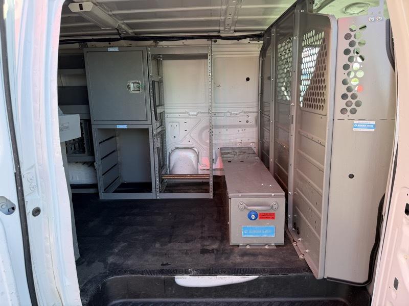 Ford Econoline E-250 2011