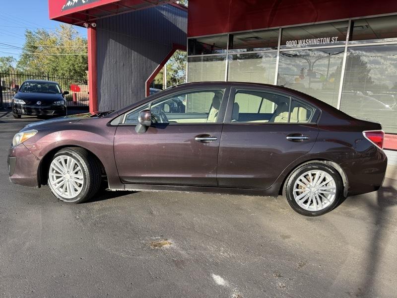 Subaru Impreza Limited 4-Door+S/R 2013