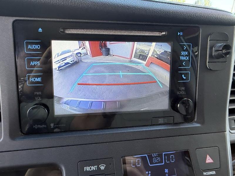 Toyota Sienna Limited AWD 7-Passenger V6 2015