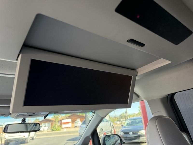 Toyota Sienna Limited AWD 7-Passenger V6 2015