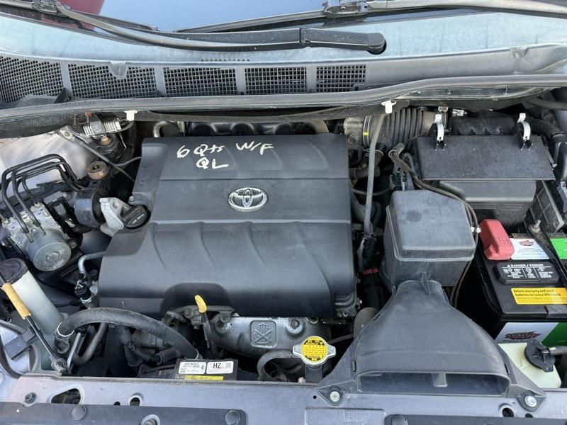 Toyota Sienna Limited AWD 7-Passenger V6 2015