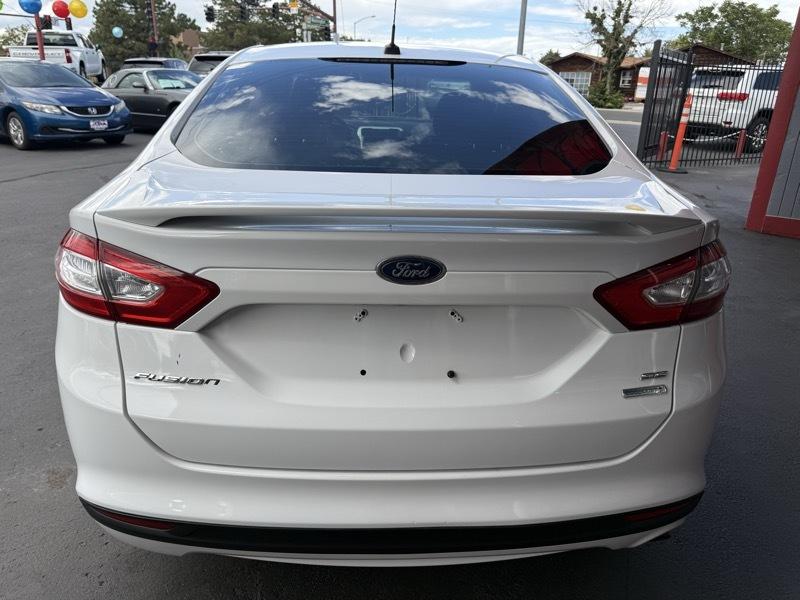 Ford Fusion SE 2013