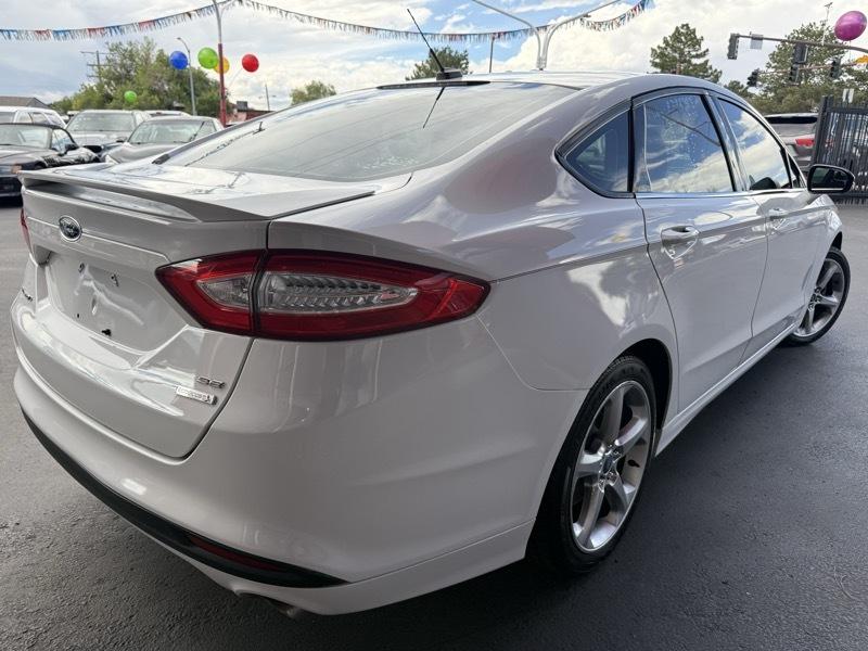 Ford Fusion SE 2013