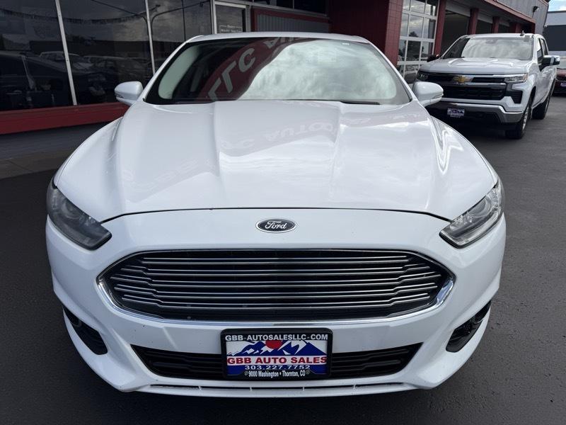 Ford Fusion SE 2013