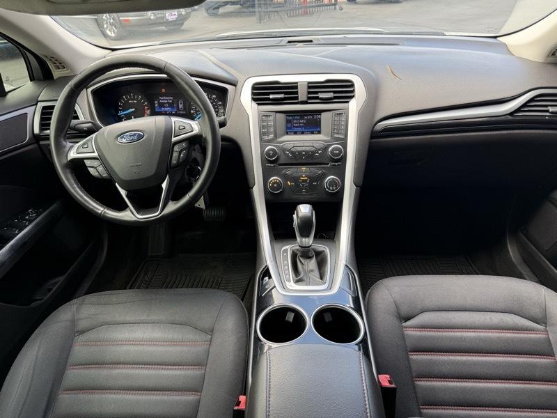 Ford Fusion SE 2013