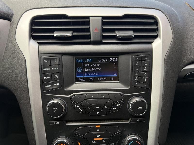 Ford Fusion SE 2013