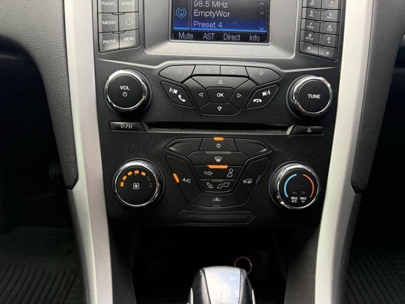 Ford Fusion SE 2013
