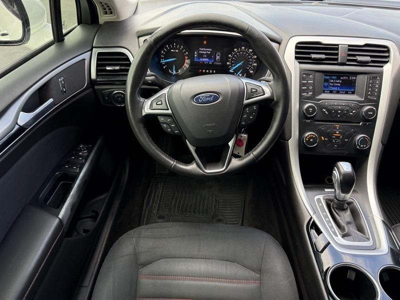 Ford Fusion SE 2013